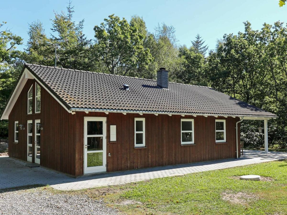 6 Person Holiday Home In Hadsund Odde Room photo